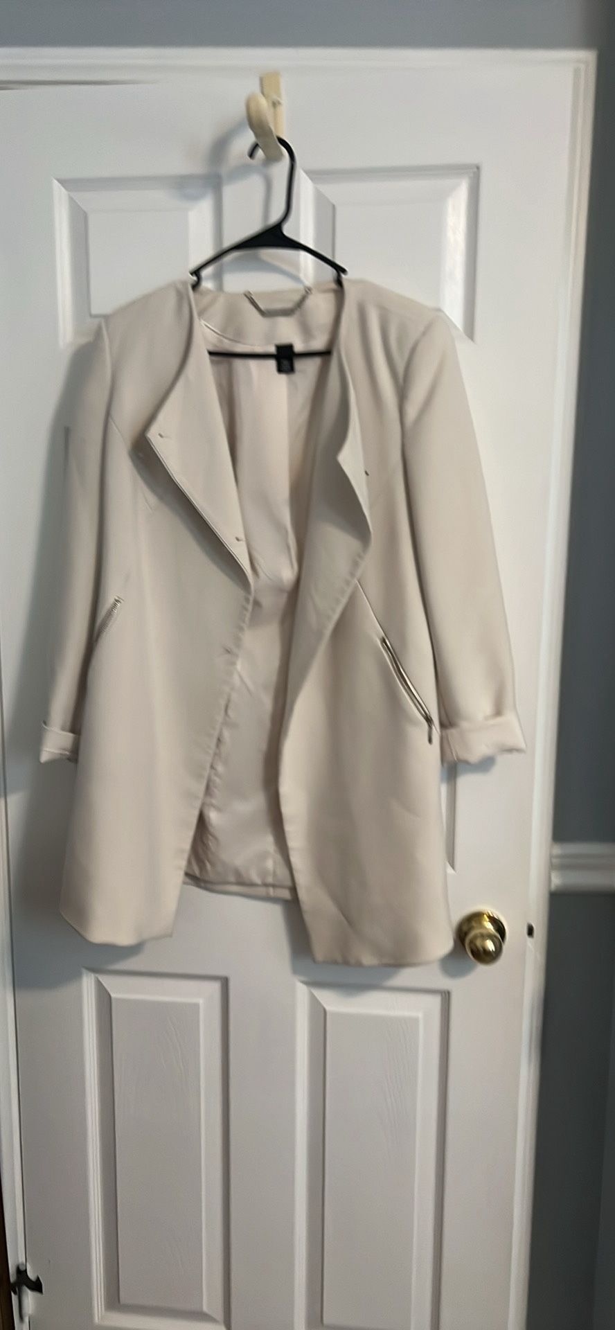Women’s cream jacket size small