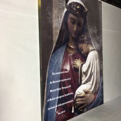 Canvas wall decoration 30”x42”. Brand new we can make it in different sizes, from  4.5”x4.5” to 30”x66”, Wood frame and sprayed with glossy clear coat