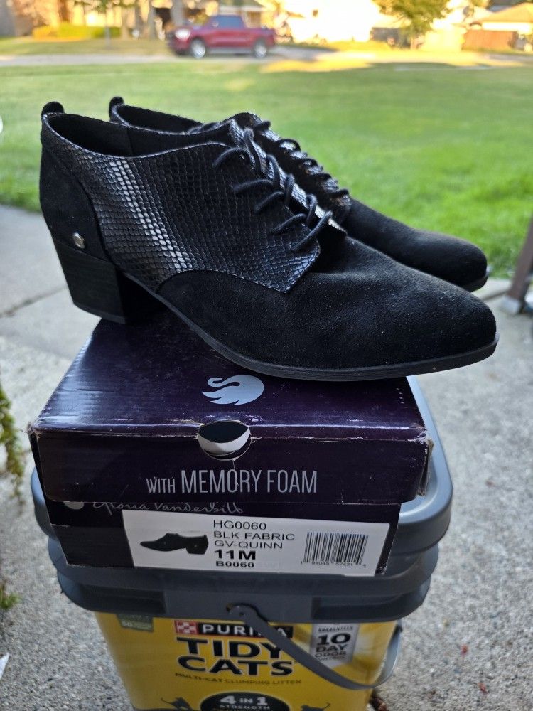 Gloria Vanderbilt Dress Shoes, Black Size 11