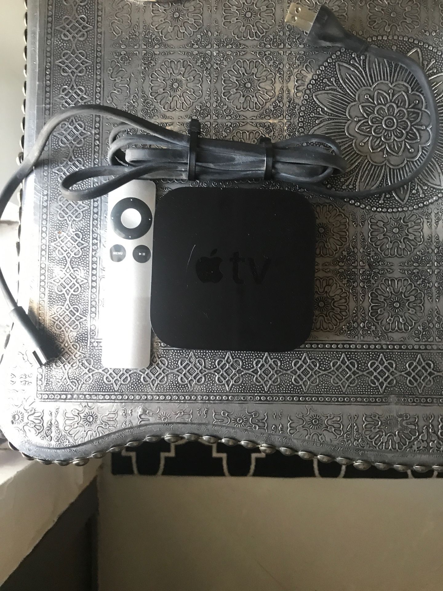 APPLE TV