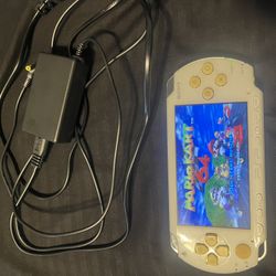 Psp Comes With +45 Games Downloaded