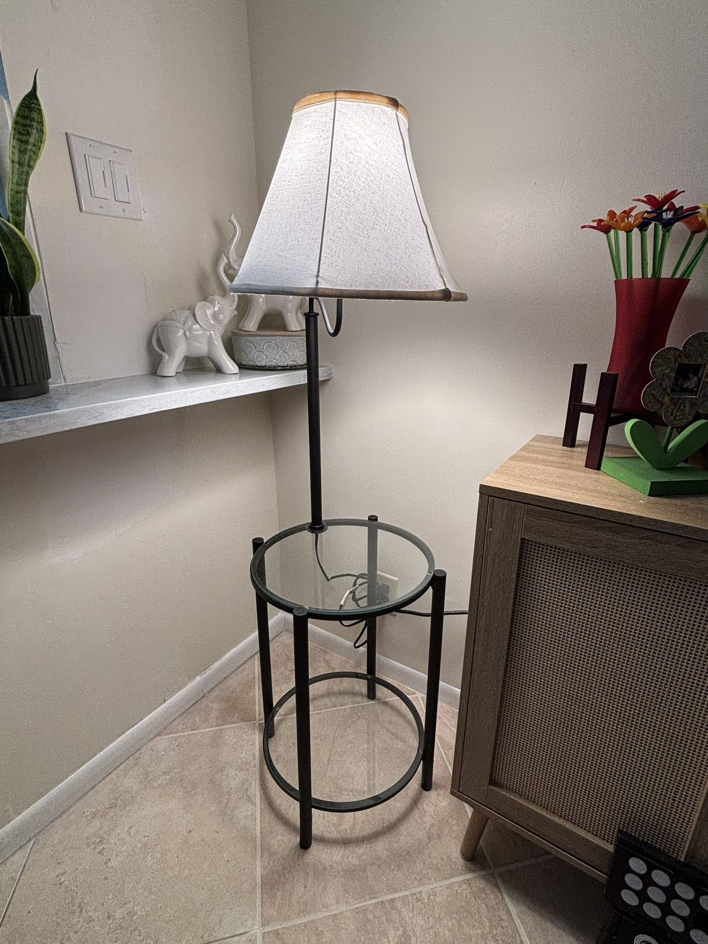 End Table With Lamp Attached