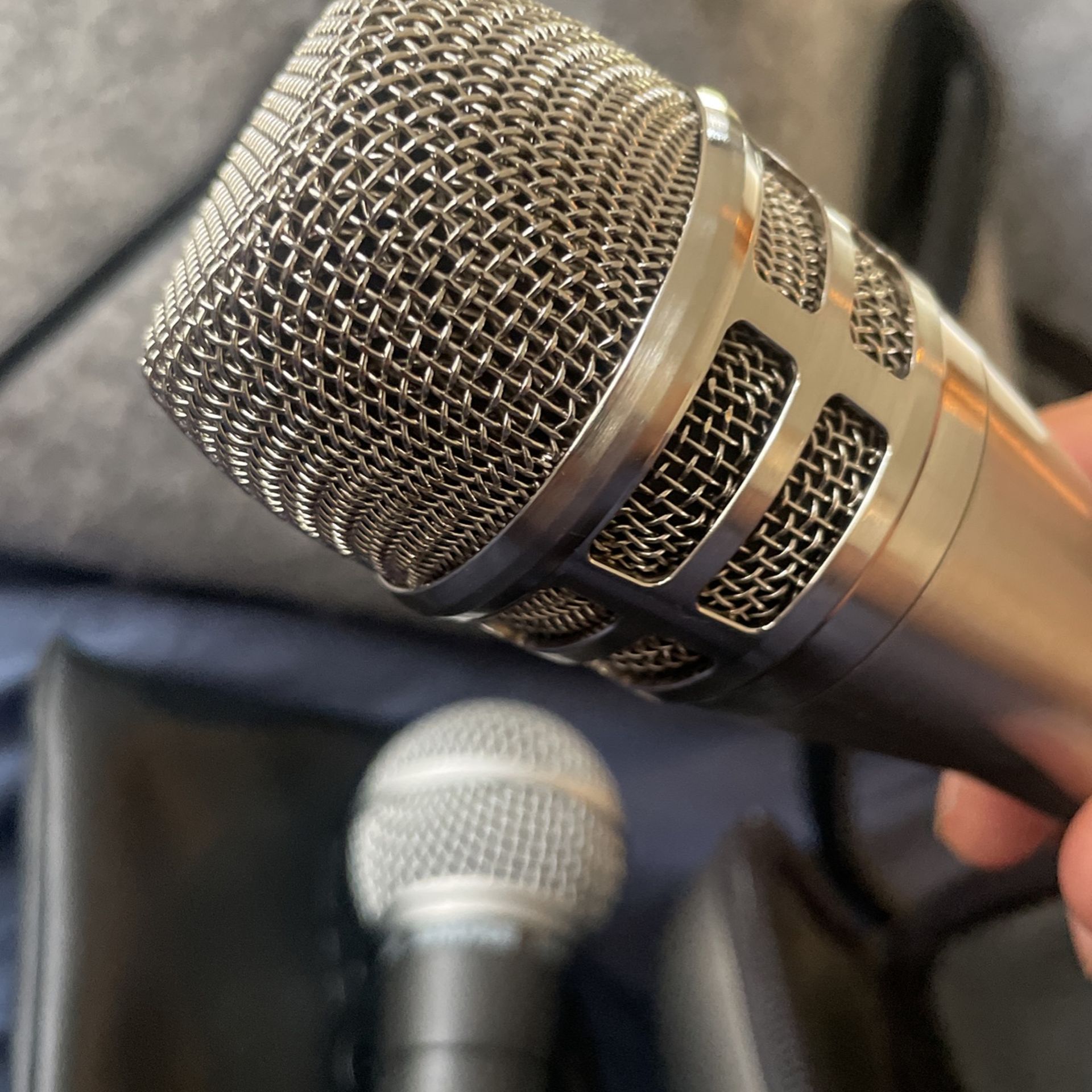 Shure KSM8 Dualdyne Cardioid Dynamic Vocal Microphone Nickel for Sale