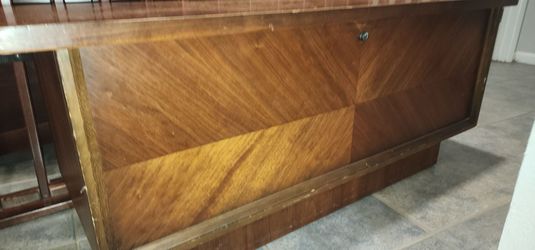 Solid wood blanket holder