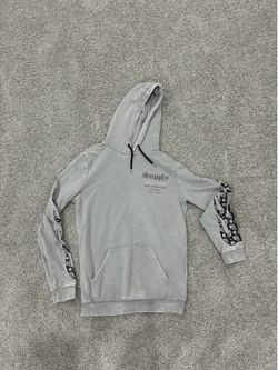 Supply superior , light greyish, size s