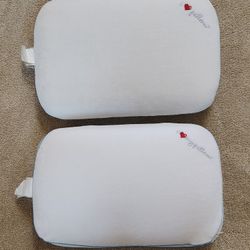 2 x Queen I Love Pillows 1 x Standard 1 x Contoured Cooling Memory Foam