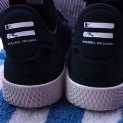 Pharrell VA BEACH WILLIAMS  CANT FIND NOWHERE ANYMORE  NO SHOE IS MORE COMFORTABLE 