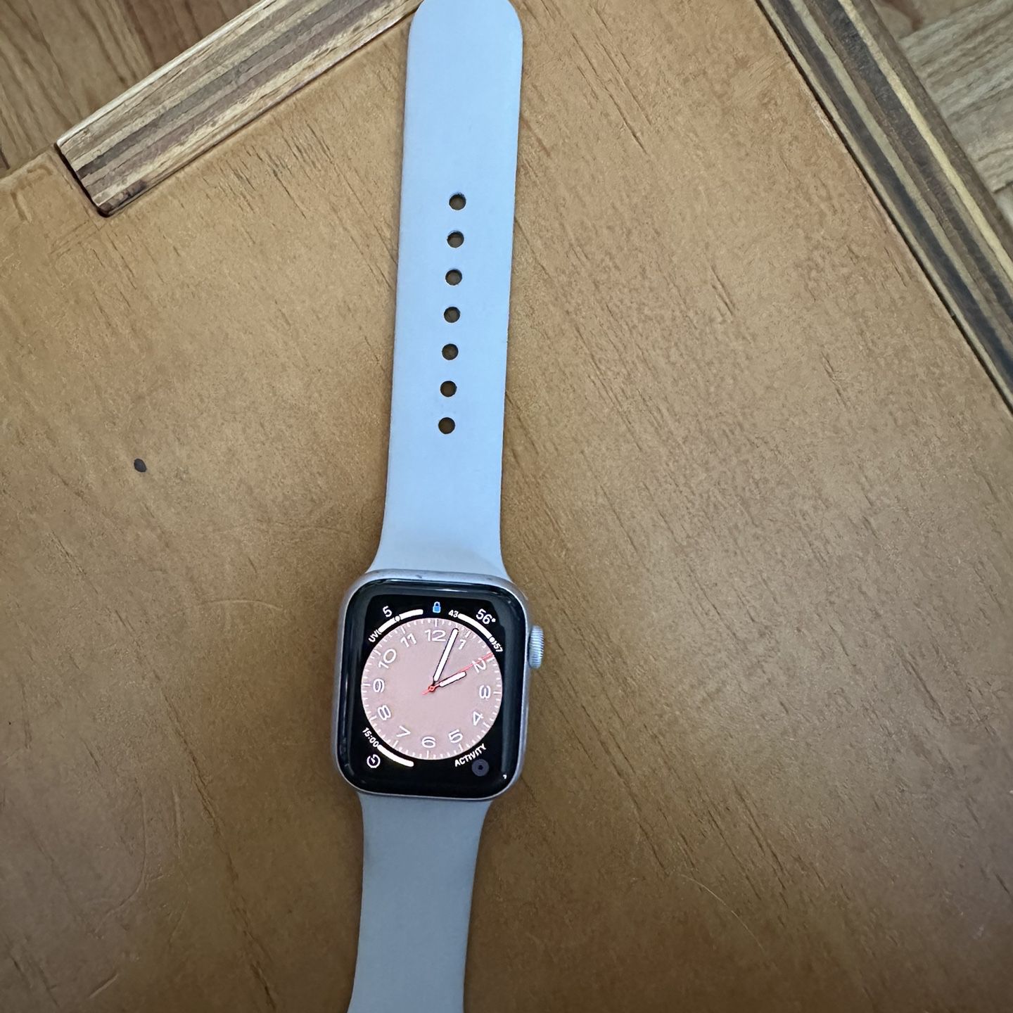 Apple Watch SE 40mm GPS Only