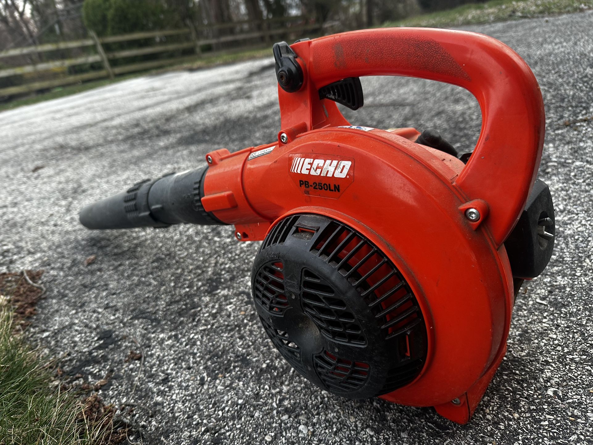 Echo PB-250LN Handheld Leaf Blower