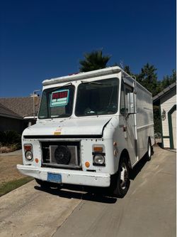 P30 Cargo Van