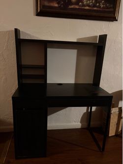 Whiteboard desk