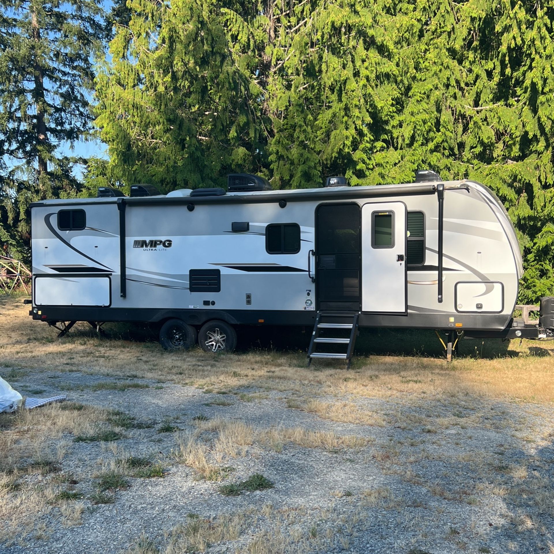 2021 Mpg ultra lite 2800 QB