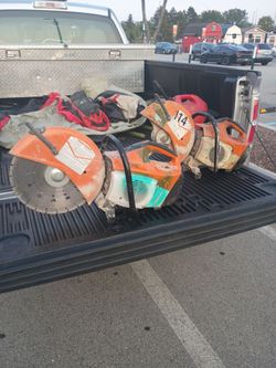 Concrete saws