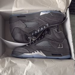 Jordan 5 Wolf Grey