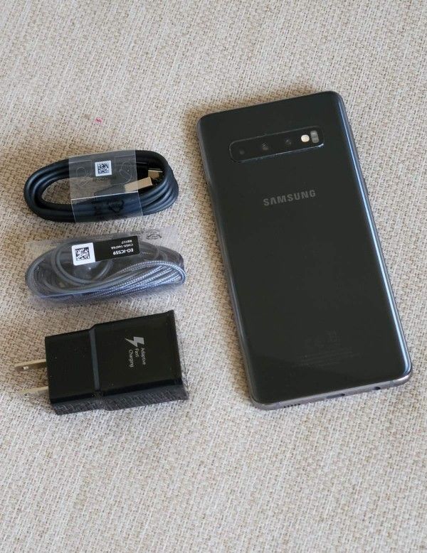 Samsung Galaxy S10 , Unlocked , Ready for new user