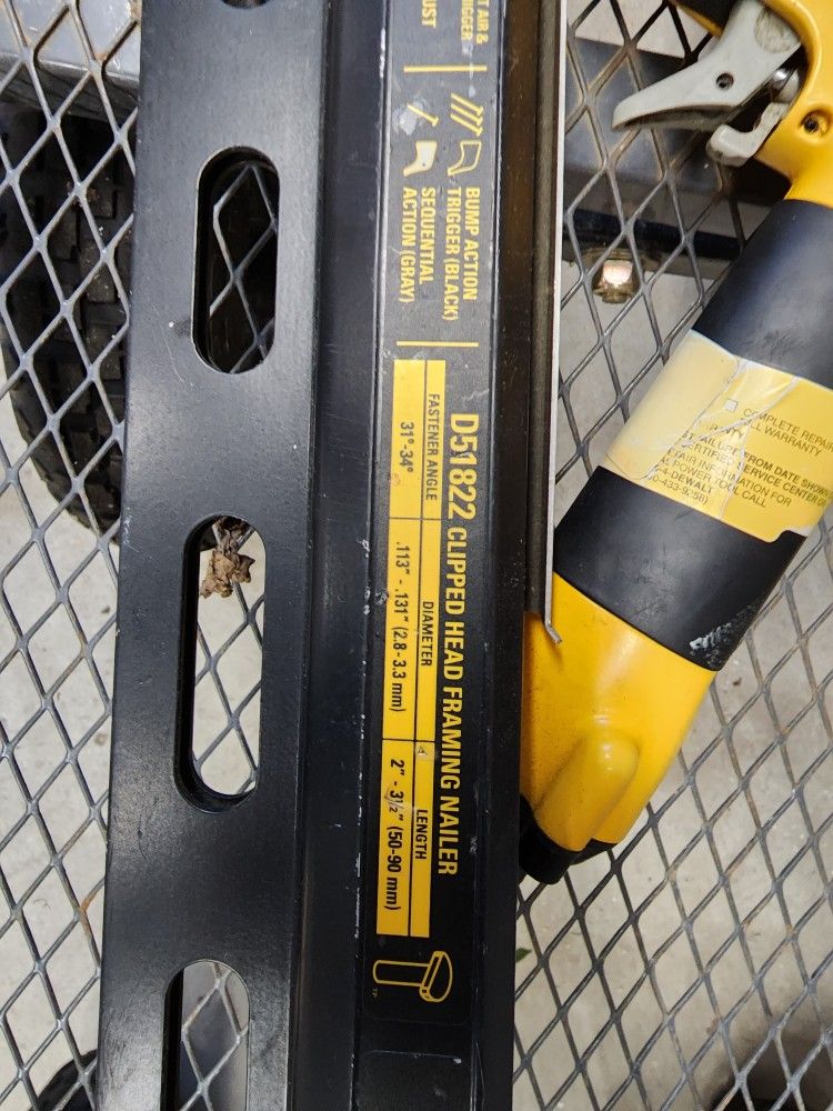 Dewalt Framing Nail Gun 51822 With Case Of Nails for Sale in Rocky