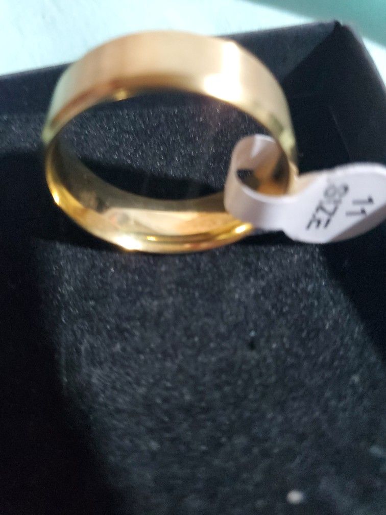 Men's Wedding Band