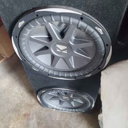 12" Kicker CVX