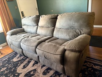 FREE 3 recliner couch