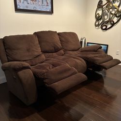 Reclining Couch 