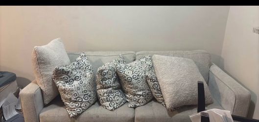 Sofa /couch /furniture