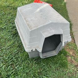 Cat/dog House 