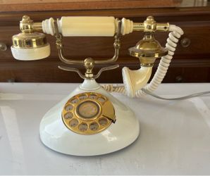 Vintage French Style Cream Rotary Telephone