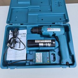 Makita 6095D Drill