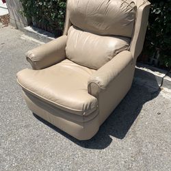 La-Z-Boy Recliner Chair 