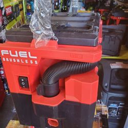 MILWUAKEE M18 FUEL BRUHLESS CORDLESS VACCUM TOOL ONLY NEW 