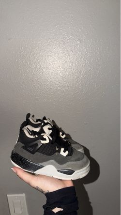 Toddlers sneakers