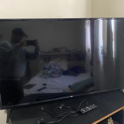 50” LG TV