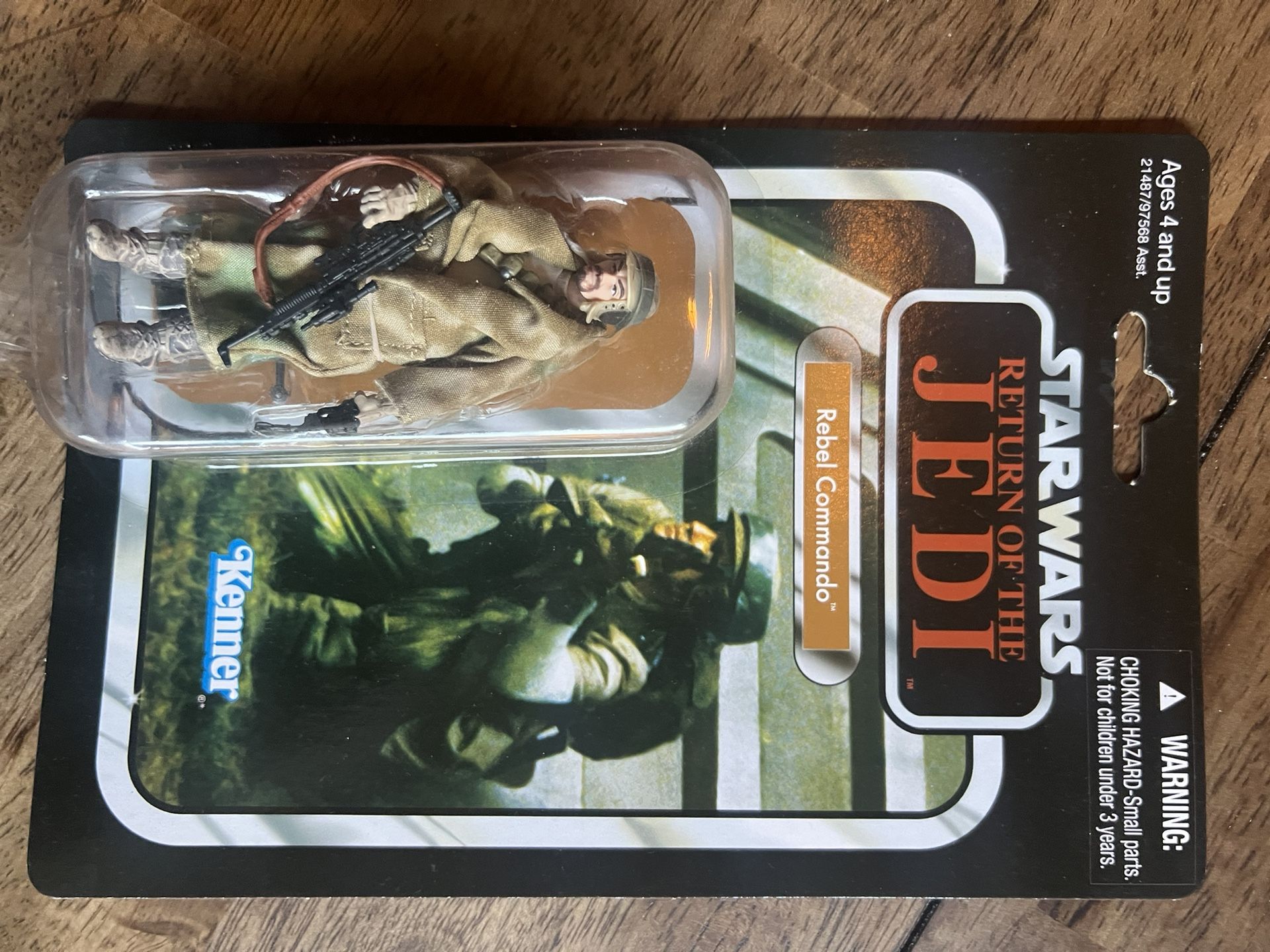 Star Wars Vintage ROTJ Rebel Commando MOC 77 back Return of the Jedi 