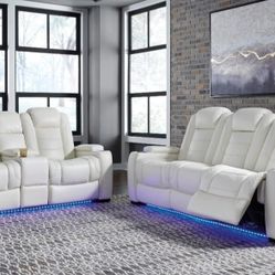 Party Time Power Reclining White Set

