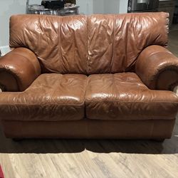 100% top grain leather loveseat