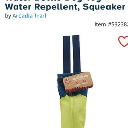 NEW Arcadia Trail™ Noodler with Water Bottle Dog Toy - Water Repellent, Squeaker ** Retails For $13 An Absolute Steal @$7 !!**