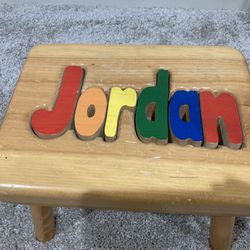 Name Puzzle Step stool 