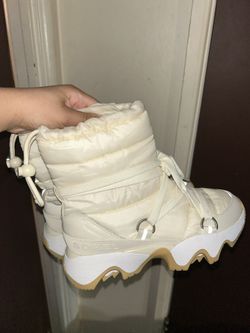 Snow Boots Size 6.5 Women