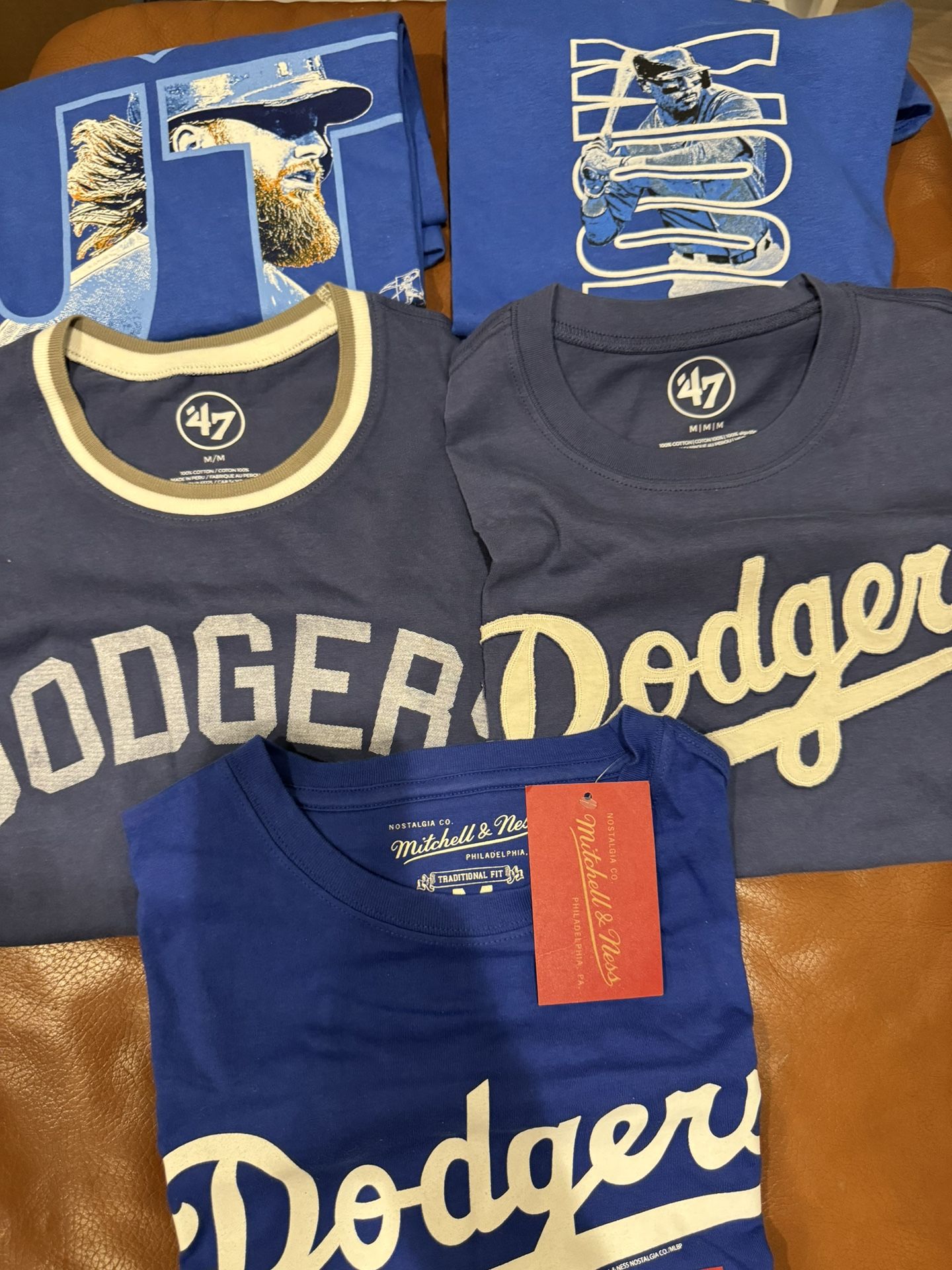 Los Angeles Dodgers Mitchell & Ness 47 Brand Bundle Shirt display picture 2