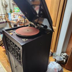 Old phonograph
