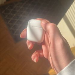 Apple AirPods Case