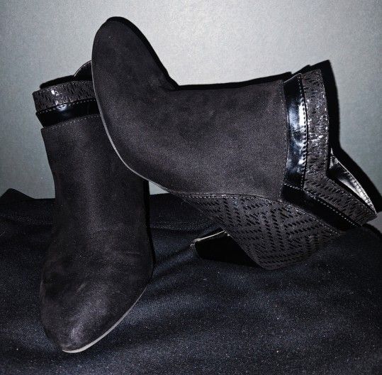 Karen Scott Womens Black Heeled Ankle Boots Sz 6