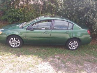 Saturn ion 2004 Green