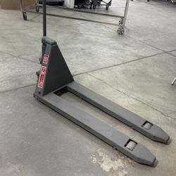 Pallet jack