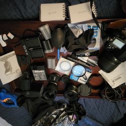 Nikon D7000 Professional Camera Bundle 