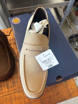 brand-new men’s Stafford taupe loafers, size 9