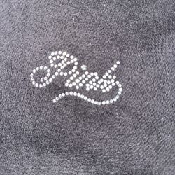 New Vs Pink Hoodie Limited Edition W/rhinestones 