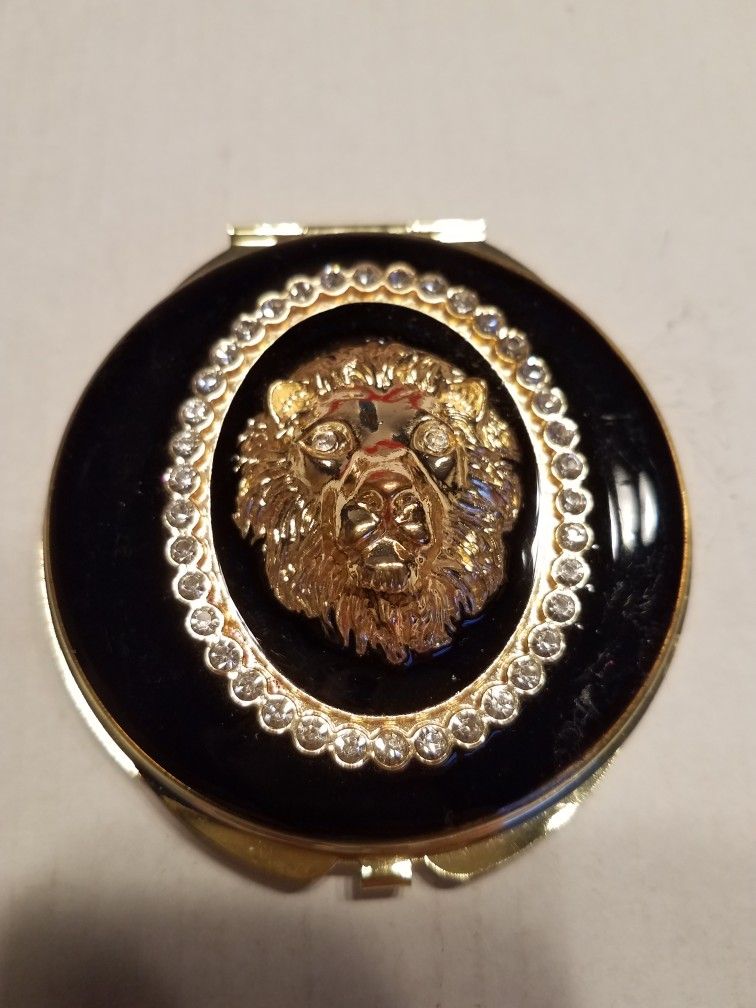 Mirror Compact Lion Head