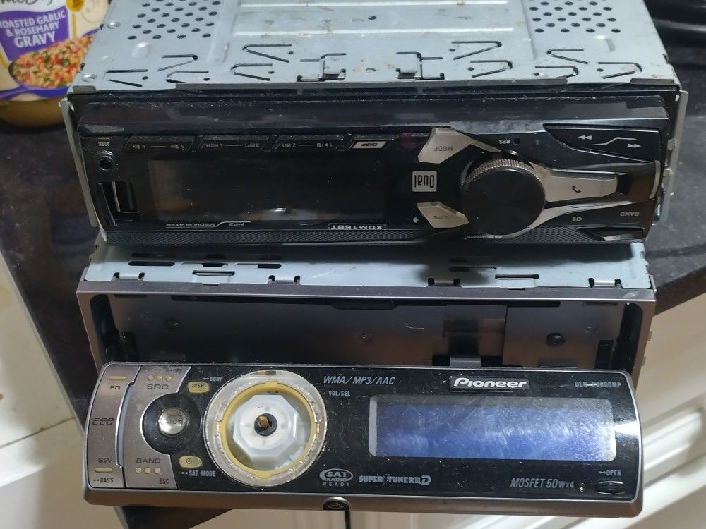 2 Car Stereos $25