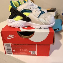 Nike huarache Run 4C